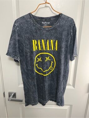Vegetaryn Men's Black Mineral Wash 'Banana' Graphic Tee - Yellow Print in size S